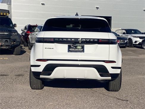 Used 2025 Land Rover Range Rover Evoque Dynamic SE image 27