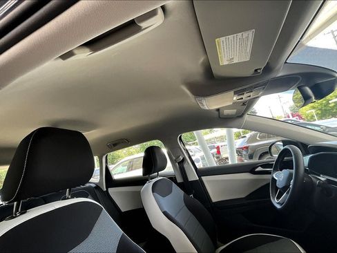 New 2025 Volkswagen Taos S image 25