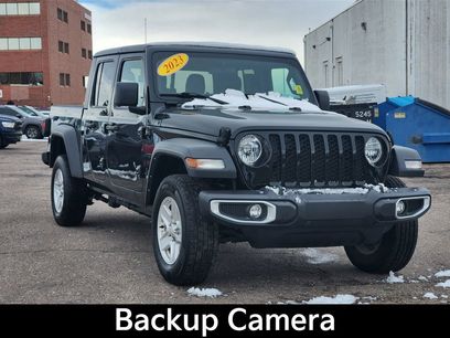 Used 2023 Jeep Gladiator Sport