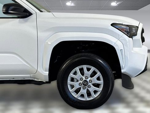 Used 2025 Toyota Tacoma SR RWD image 33