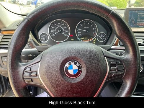 Used 2015 BMW 328i xDrive Sedan AWD/4WD image 9