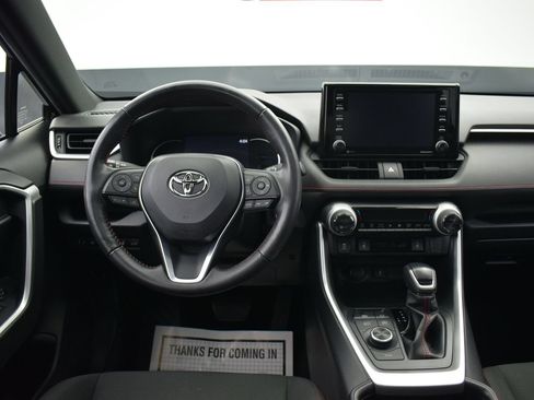 Used 2022 Toyota RAV4 SE w/ Weather & Moonroof Package AWD/4WD image 15