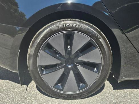Used 2024 Tesla Model 3 Long Range AWD/4WD image 16
