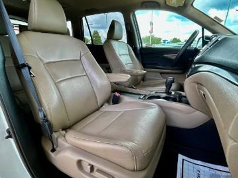 Used 2018 Honda Pilot EX-L image 10