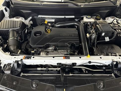Certified 2024 Chevrolet Equinox RS w/ LPO, Floor Liner Package AWD/4WD image 28