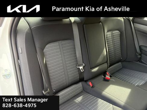 New 2026 Kia K5 LXS image 20