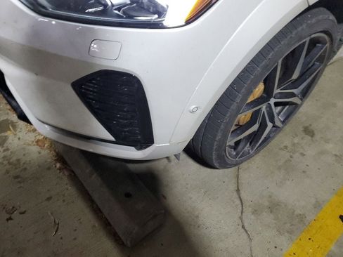 Certified 2024 Volvo XC60 T8 Polestar AWD/4WD image 3