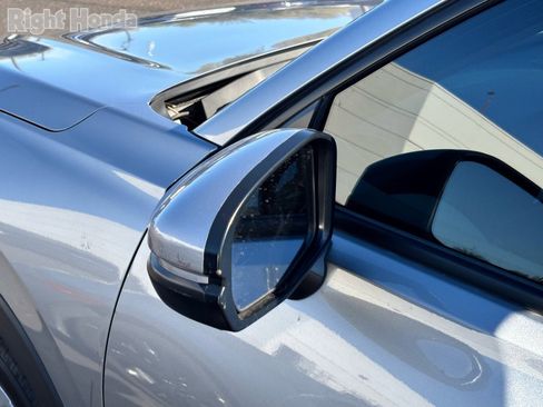 Used 2023 Honda HR-V LX image 8