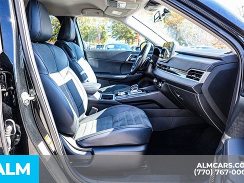 Used 2024 Mitsubishi Outlander SE image 23