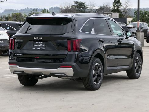 New 2026 Kia Sorento S FWD image 3