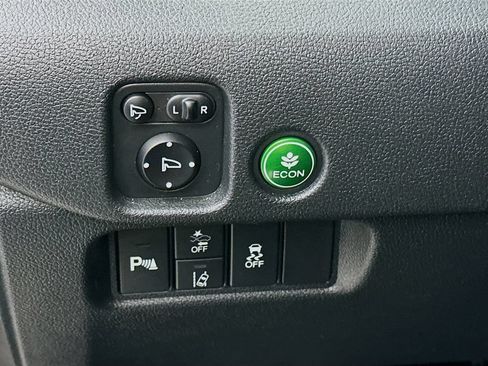 Used 2022 Honda Pilot Black Edition image 14