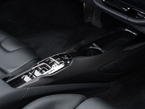 Used 2022 Ferrari SF90 Spider AWD/4WD image 64