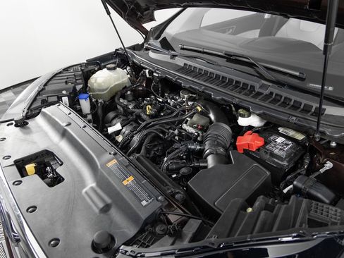 Used 2019 Ford Edge Titanium w/ Equipment Group 301A image 42