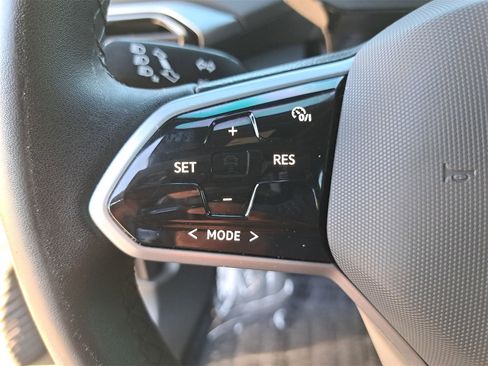 Certified 2023 Volkswagen ID.4 2WD image 16