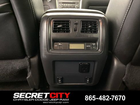 Used 2017 Nissan Pathfinder SL w/ SL Tech Package FWD image 26