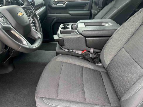 Used 2023 Chevrolet Silverado 1500 LT w/ Protection Package image 13