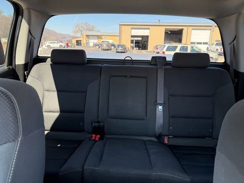 Used 2015 Chevrolet Silverado 1500 LT image 28