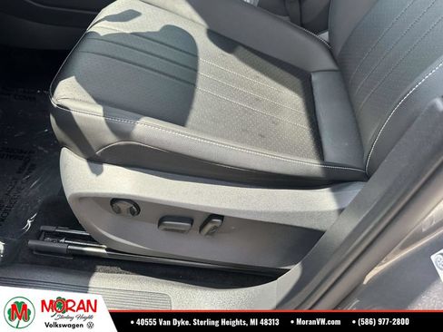 Certified 2024 Volkswagen Tiguan SE AWD/4WD image 19