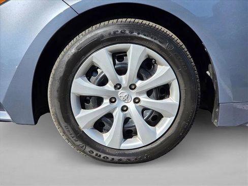 Used 2024 Toyota Corolla LE image 23