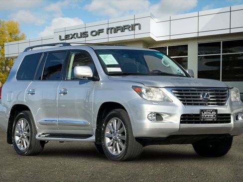 Used 2011 Lexus LX 570 4WD image 6