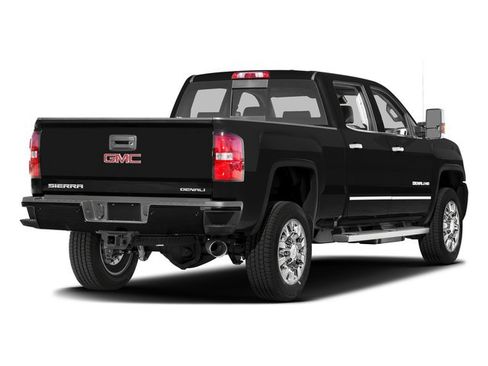 Used 2016 GMC Sierra 2500 Denali w/ Duramax Plus Package AWD/4WD image 2