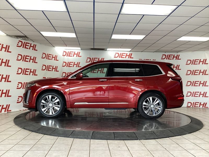 Used 2022 Cadillac XT6 Premium Luxury FWD image 4