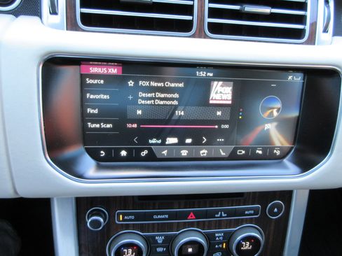 Used 2017 Land Rover Range Rover Supercharged image 69