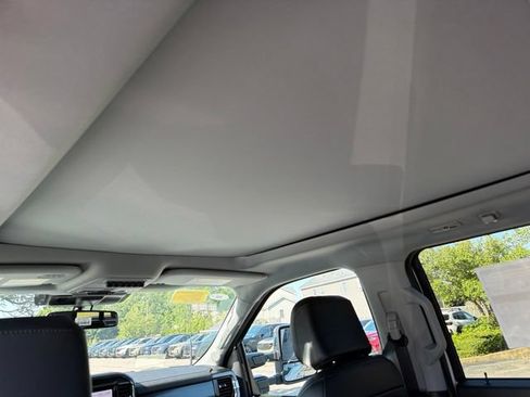 New 2026 Ford F350 Lariat w/ Lariat Premium Package AWD/4WD image 12