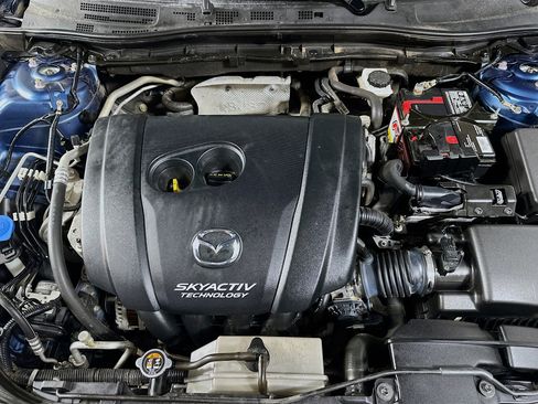 Used 2018 MAZDA MAZDA3 Touring image 33