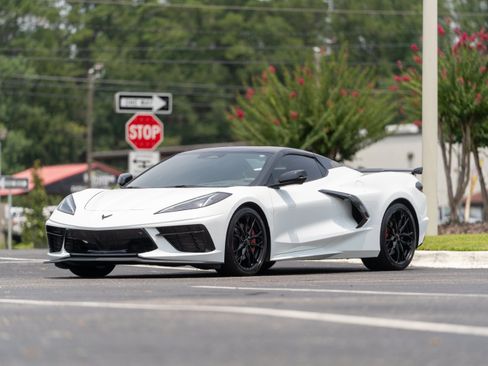 Used 2025 Chevrolet Corvette Stingray Preferred Conv w/ Z51 Performance Package RWD image 39