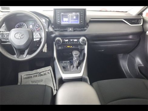 Used 2019 Toyota RAV4 LE image 14