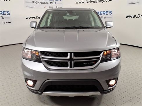 Used 2019 Dodge Journey GT w/ Driver Convenience Group image 2