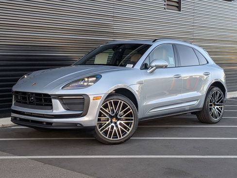 New 2026 Porsche Macan image 1