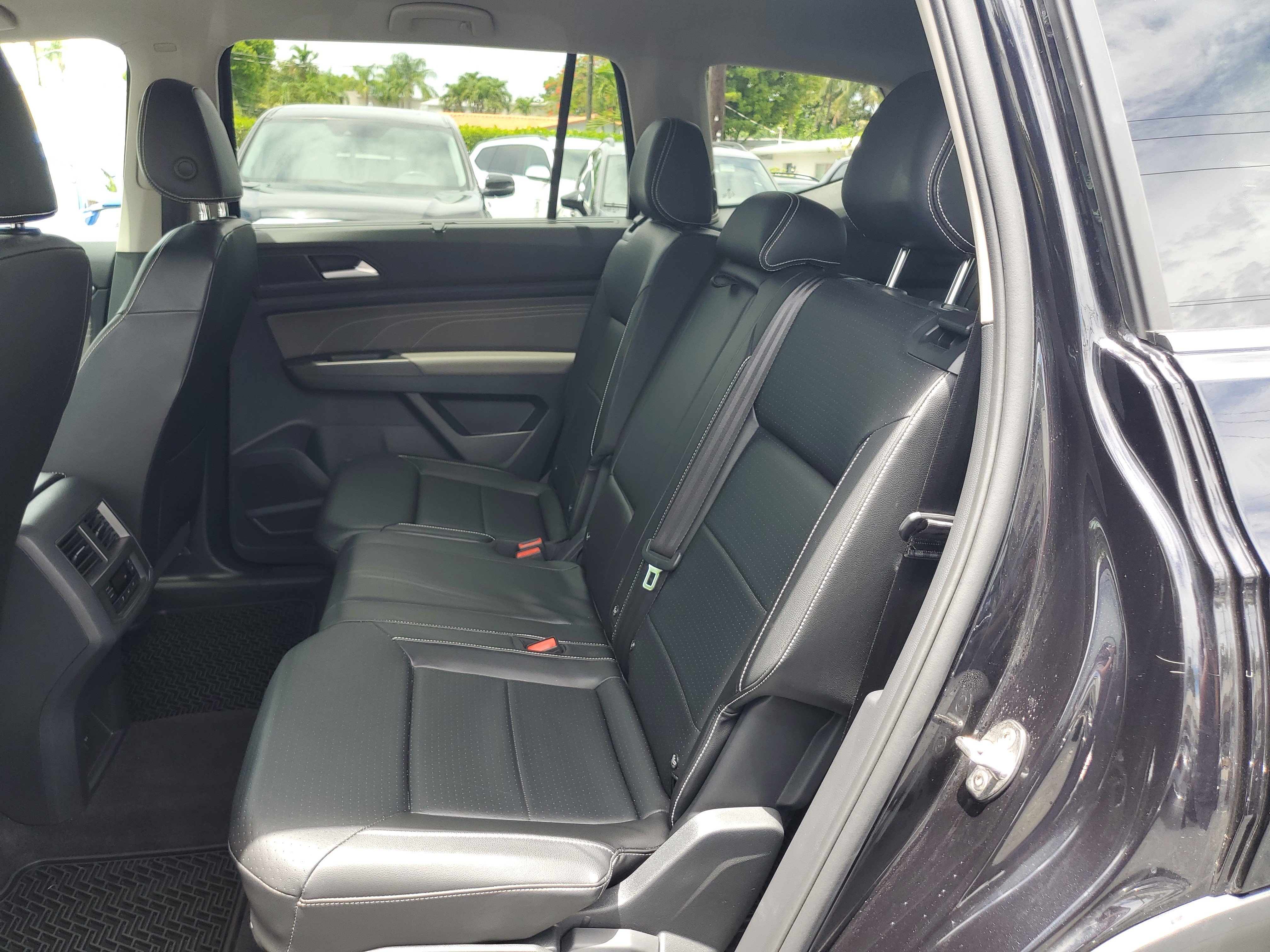 Certified 2022 Volkswagen Atlas SE FWD image 17