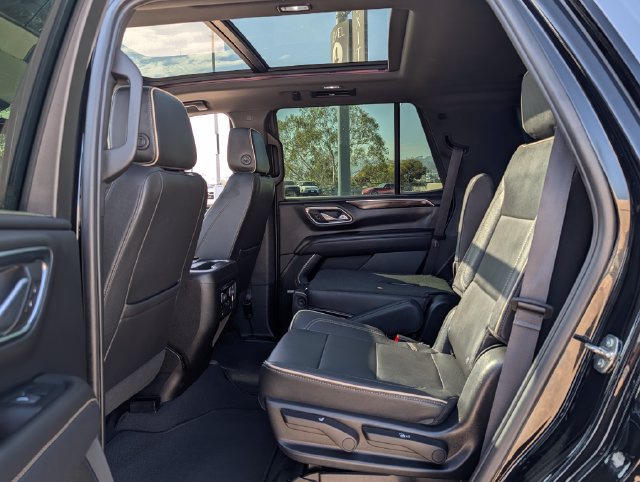 Used 2023 Chevrolet Tahoe Premier RWD image 14