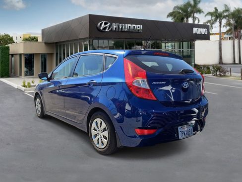 Used 2016 Hyundai Accent SE image 2