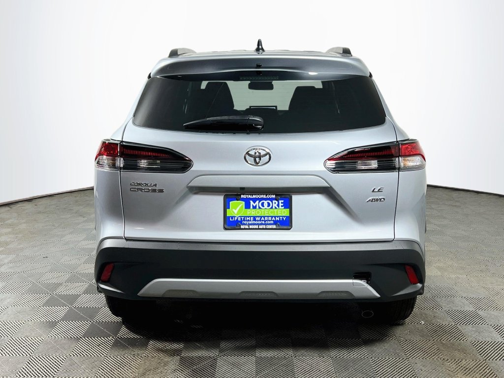 New 2026 Toyota Corolla Cross LE w/ Moonroof Package AWD/4WD image 6