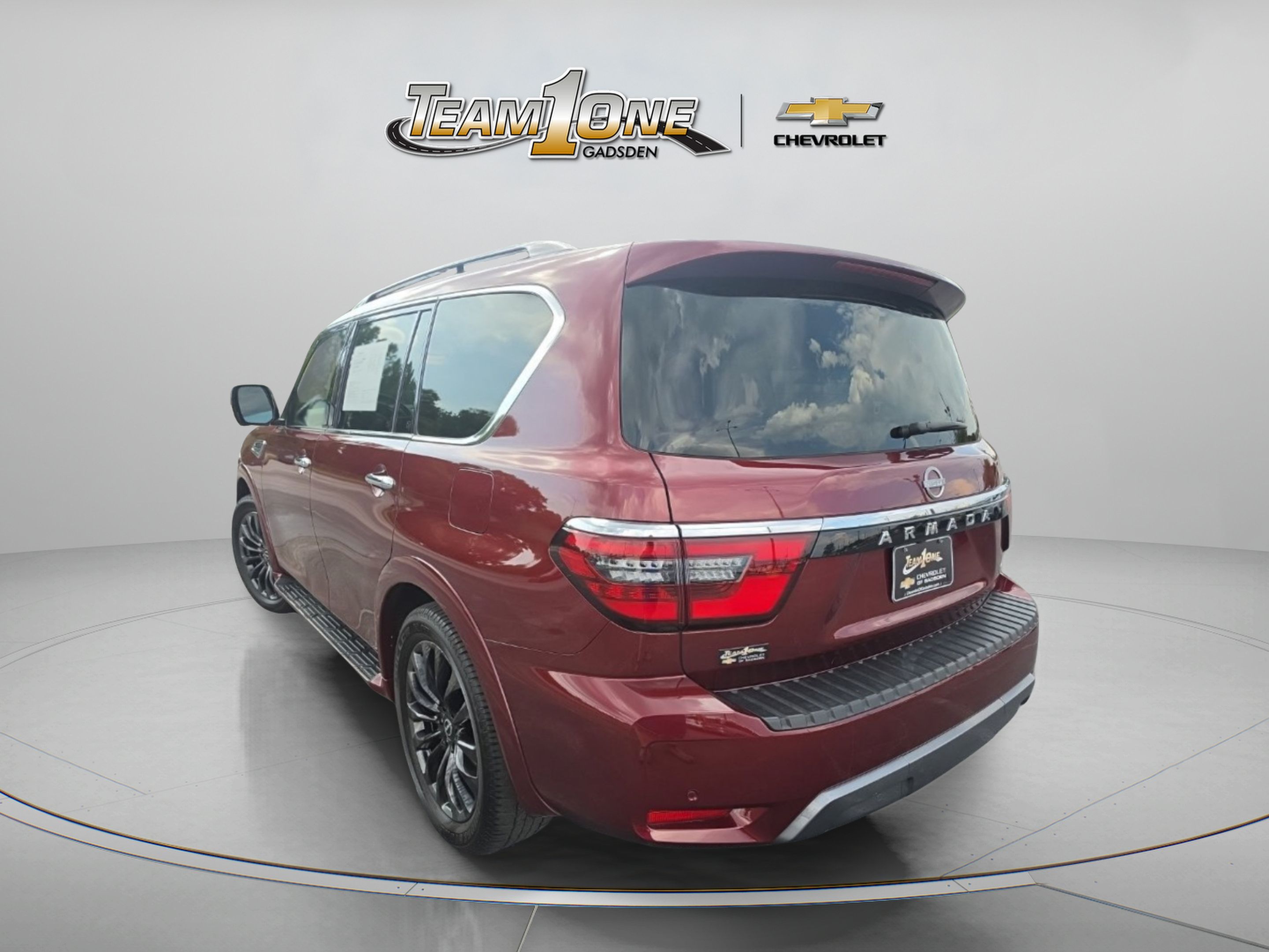 Used 2024 Nissan Armada Platinum w/ Captain's Chairs Package RWD image 6