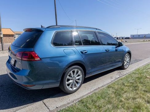 Used 2015 Volkswagen Golf SE w/ Lighting Package FWD image 5