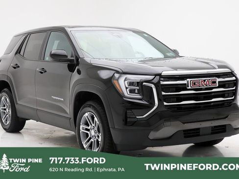 Used 2025 GMC Terrain Elevation AWD/4WD image 1