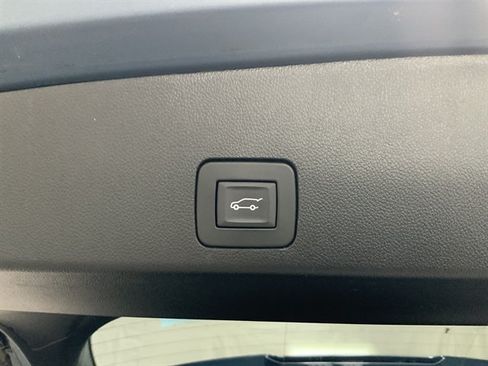 Used 2024 Buick Encore GX Avenir w/ Avenir Convenience Package AWD/4WD image 10