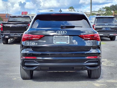 Used 2022 Audi Q3 2.0T Premium Plus w/ Premium Plus Package image 6