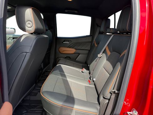 New 2026 GMC Canyon AT4 AWD/4WD image 16