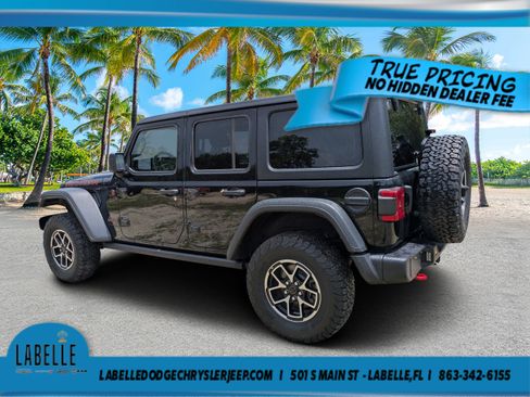 Used 2026 Jeep Wrangler Unlimited Rubicon AWD/4WD image 5