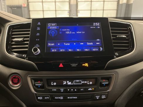 Used 2023 Honda Ridgeline RTL-E image 25