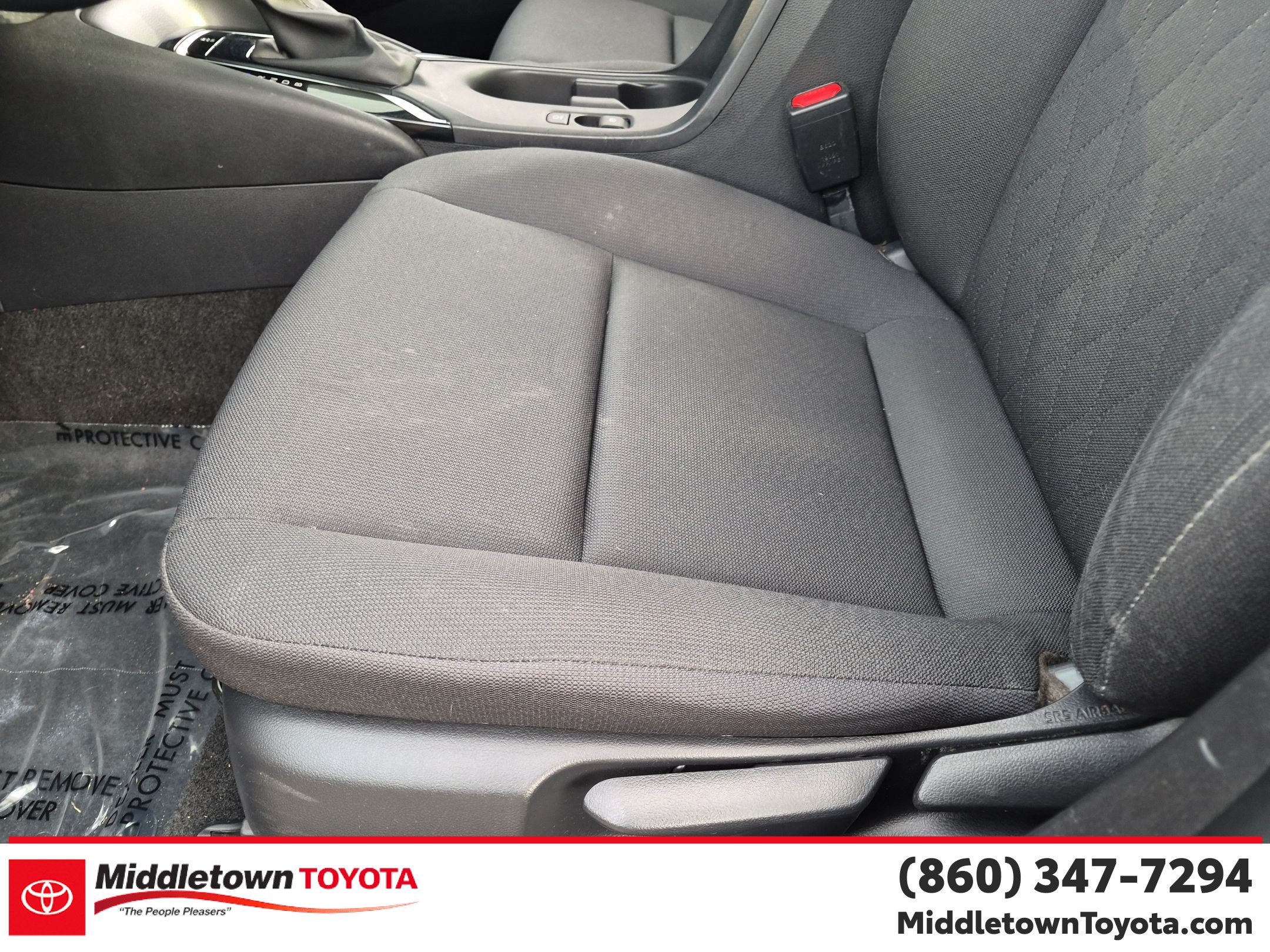Used 2024 Toyota Corolla LE FWD image 15