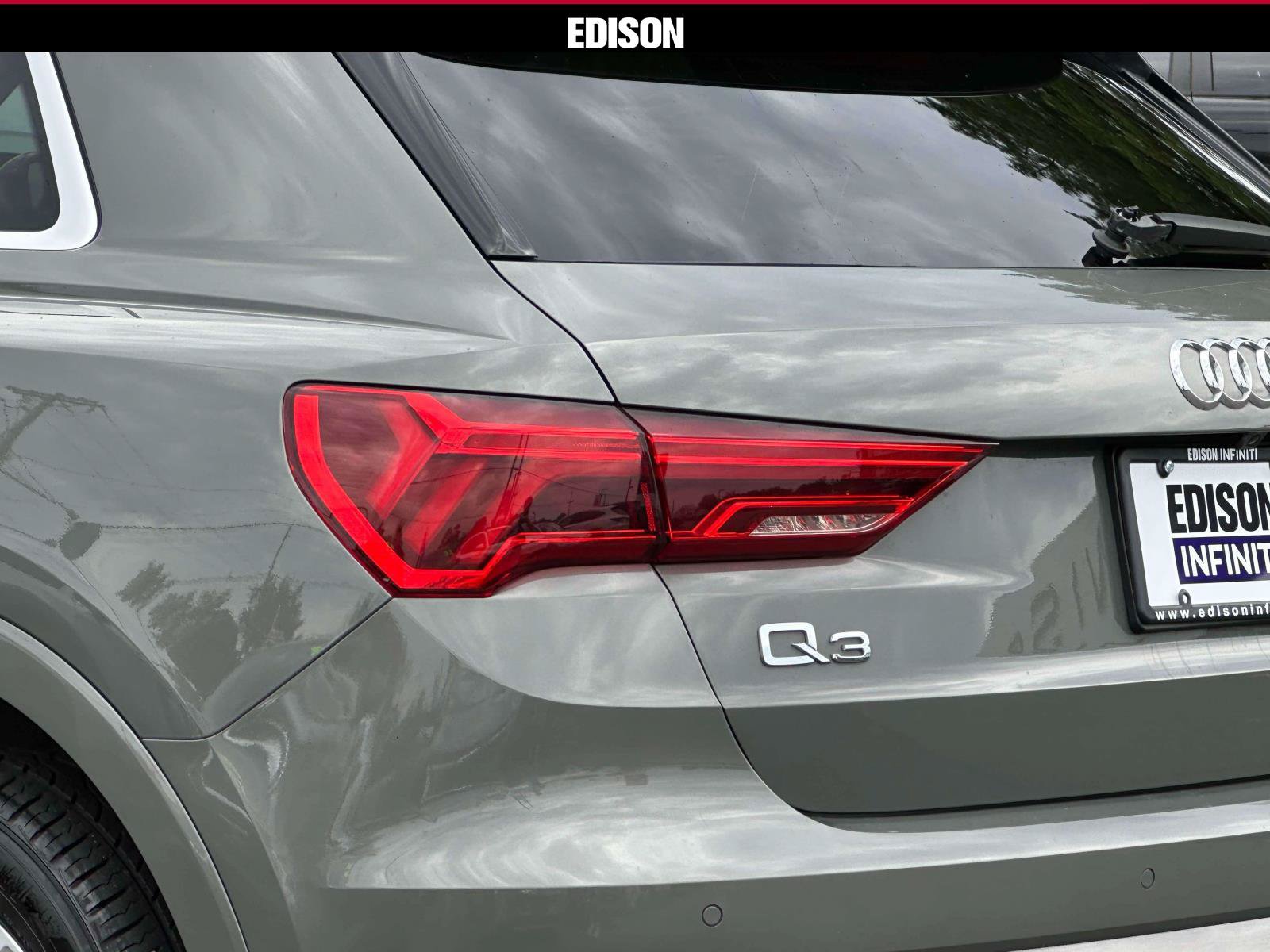 Used 2025 Audi Q3 2.0T Premium AWD/4WD image 8