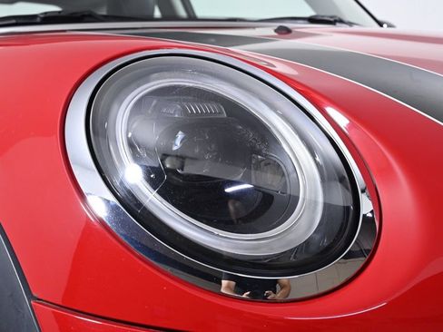 Used 2023 MINI Cooper 2-Door Hardtop FWD image 5