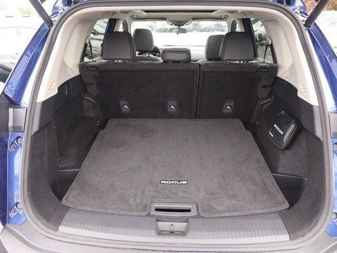 Used 2023 Nissan Rogue SV w/ SV Premium B Package AWD/4WD image 7