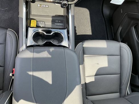 New 2025 Chevrolet Suburban Premier w/ Sun And Tow Package image 26